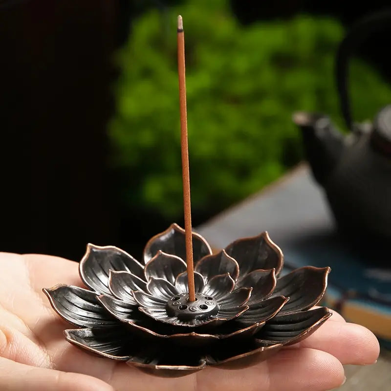 Lotus Shaped Metal Incense Holder for Aromatherapy